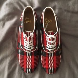 CHRISTIAN LOUBOUTIN ALFRED FLAT RED